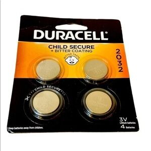 Duracell 3V Lithium batteries child secure